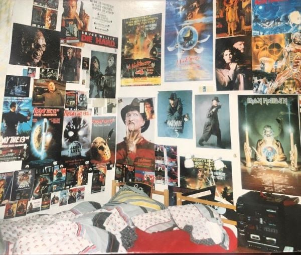 poster wall bedroom